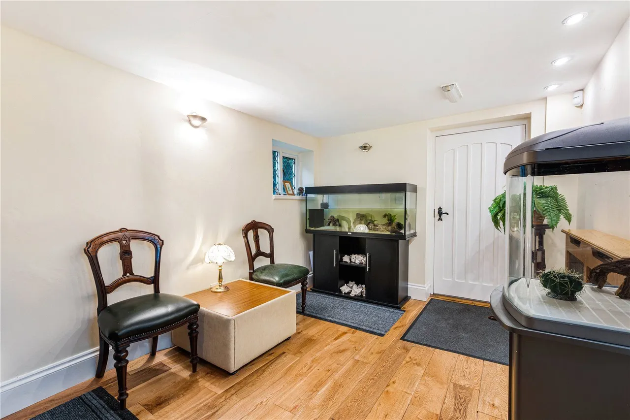 Featherstall Road, Littleborough, OL15, photo 37