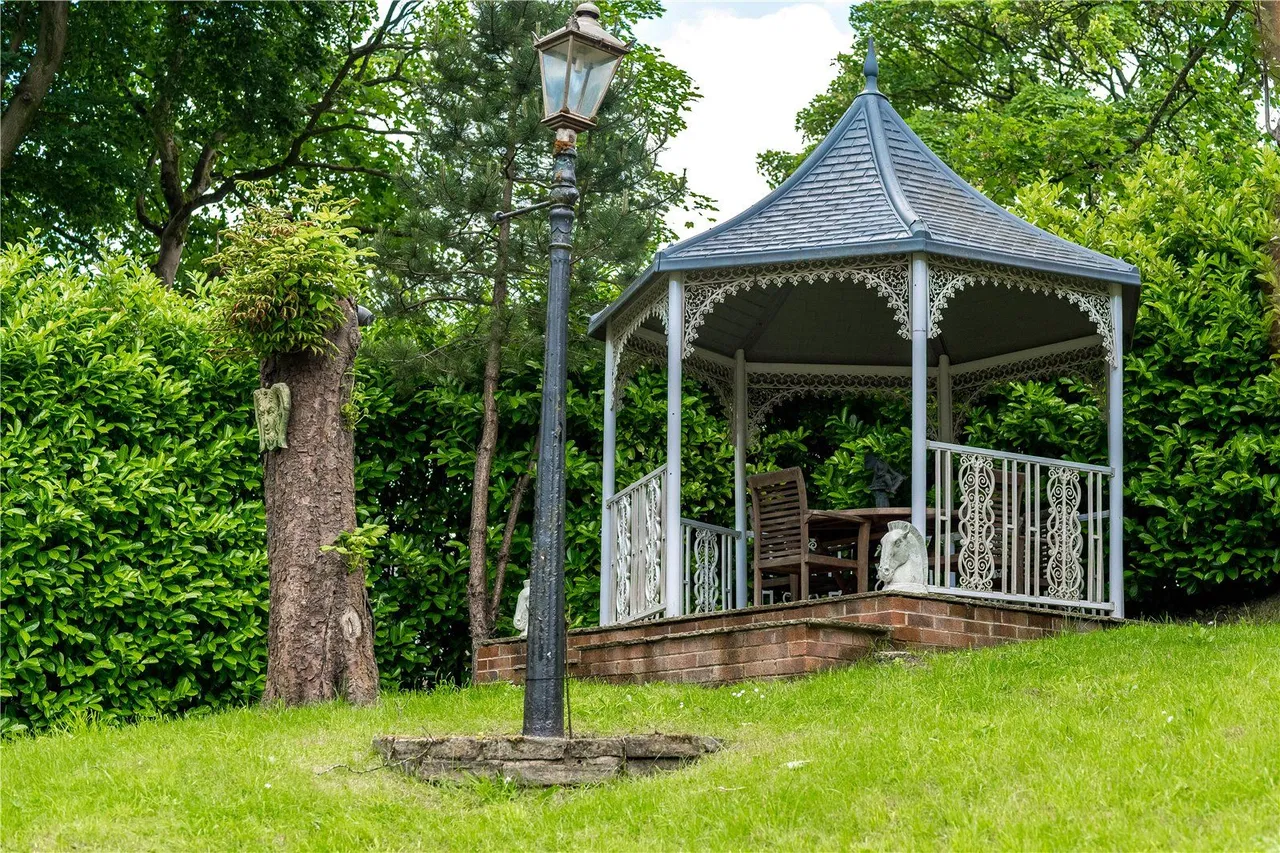 Featherstall Road, Littleborough, OL15, photo 43