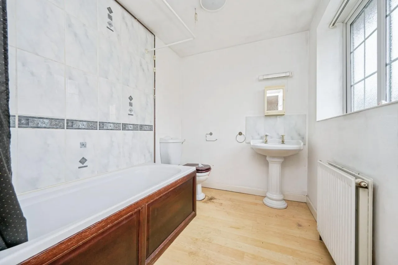 Melmerby, Wilnecote, B77, photo 16