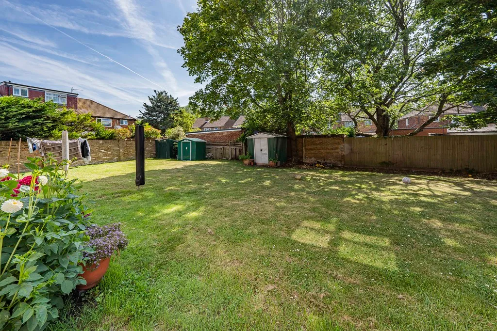 Homefield Close, Hayes, UB4, photo 18