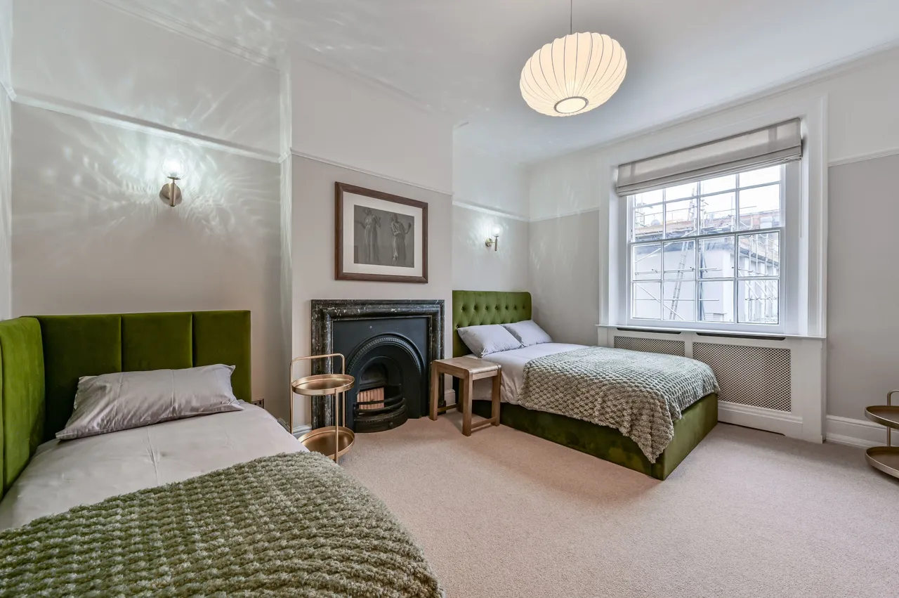 First and Second Floor, 3 Hill Road, London, photo 7
