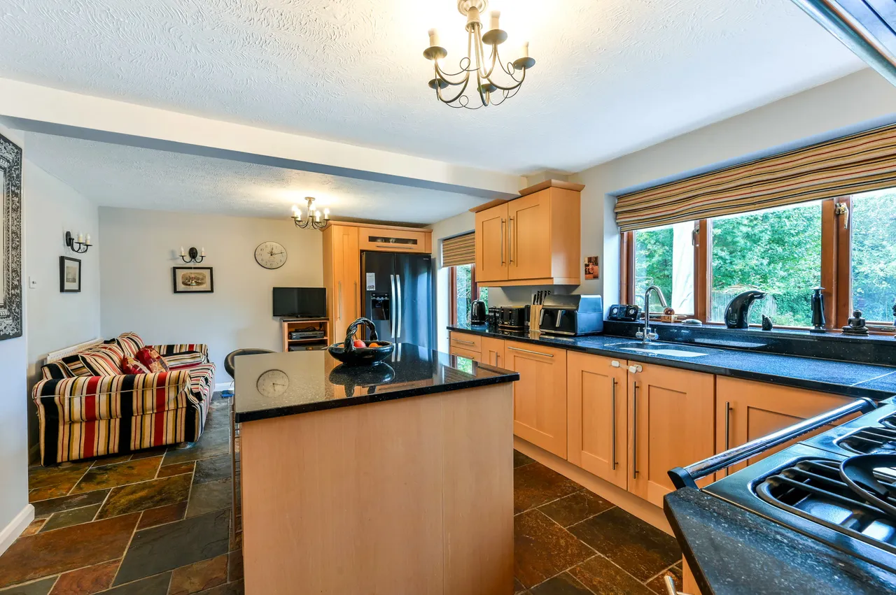 Woking, GU24, photo 15