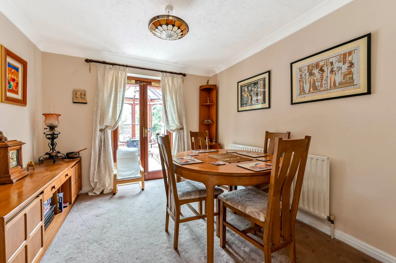 Woking, GU24, photo 14