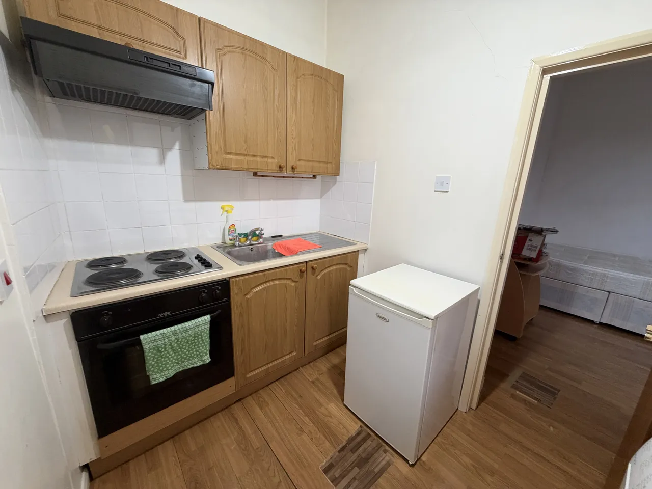 Sylvan Avenue, London, N22, photo 3