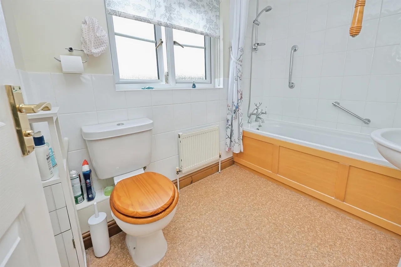 Swaffham Road, Ickburgh, THETFORD, photo 9