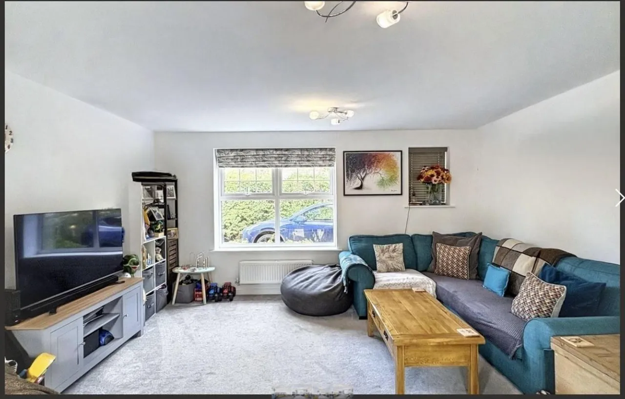 Blackham Road, Hugglescote, LE67, photo 8