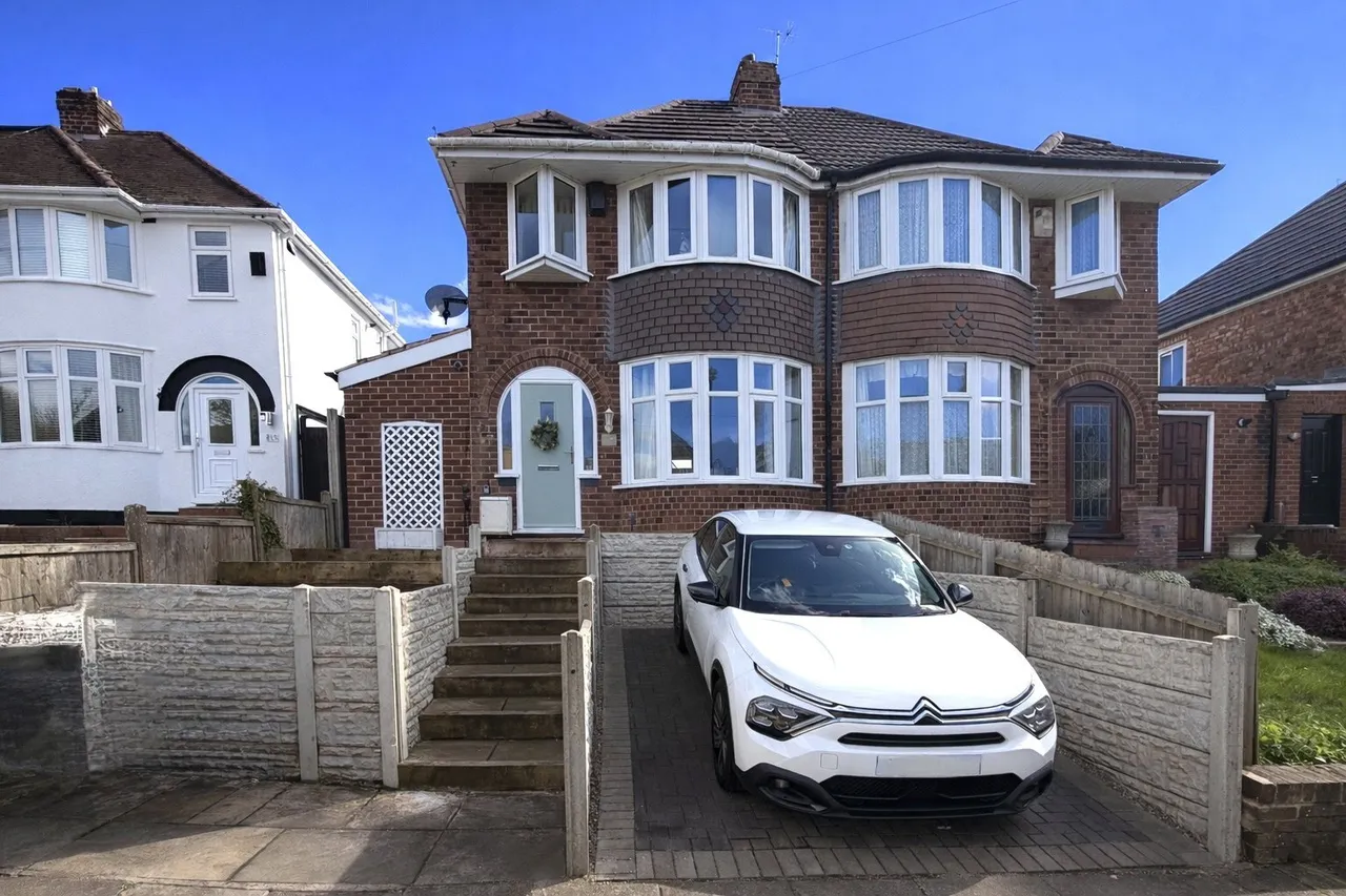 3 bed house for sale, Lindsworth Road, Birmingham, B30