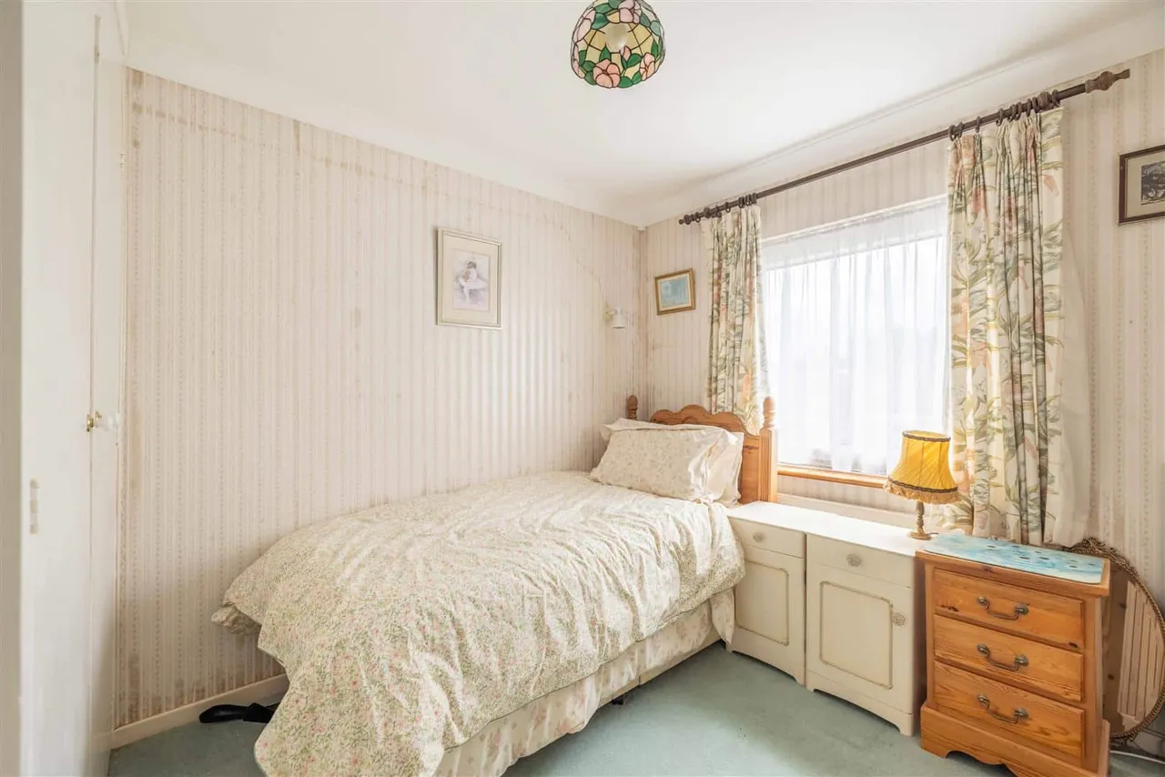 Addington Close, Windsor, SL4 4BP, photo 9