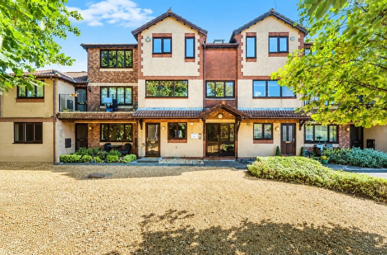 2 bed flat for sale — Whitworth Road, Southampton