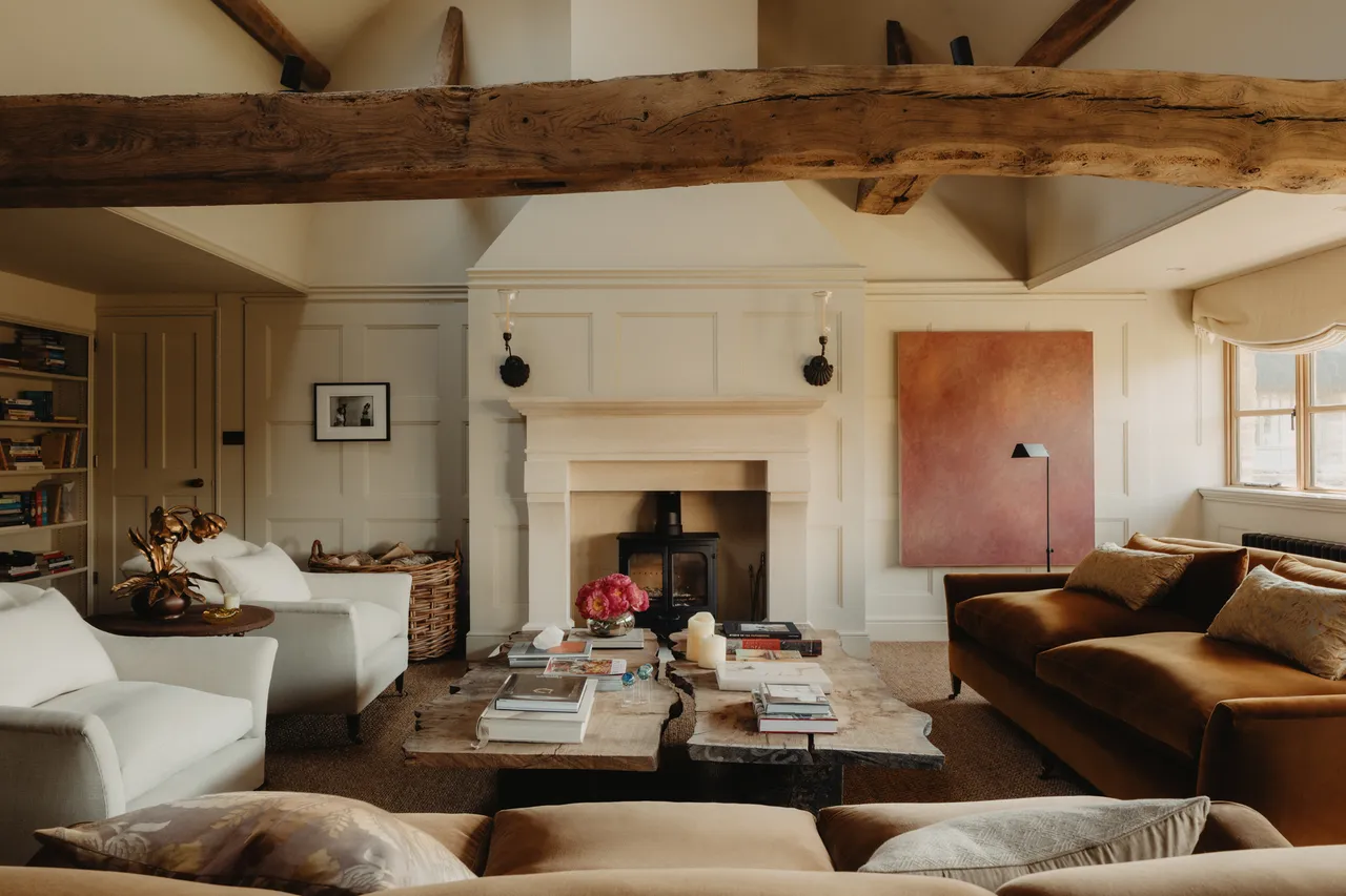 5 bed house for sale — Threshing Barn, Stratton, The Cotswolds, Cirencester