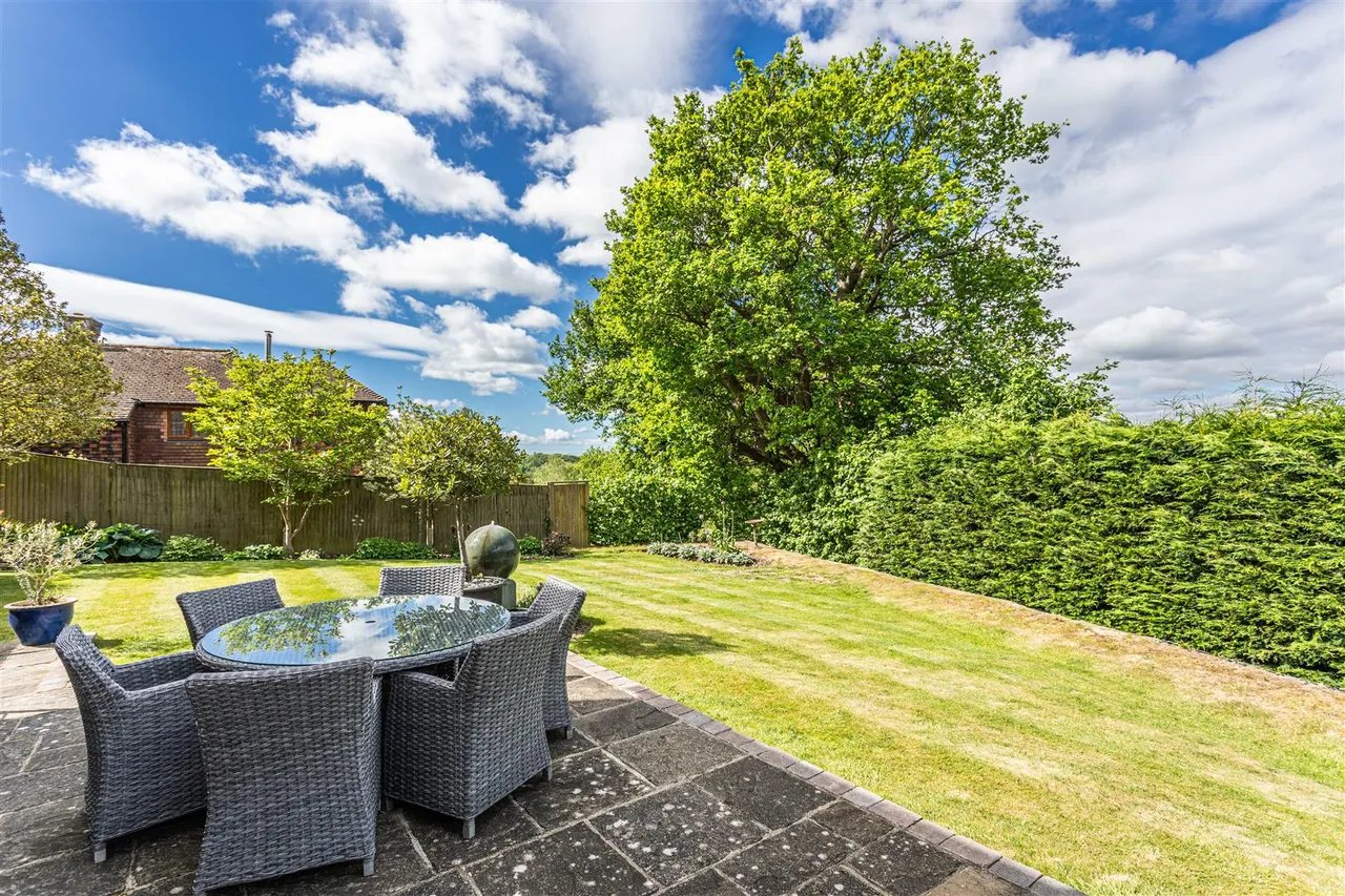 Lewes Road, Ridgewood, Uckfield, TN22 5SL, photo 45