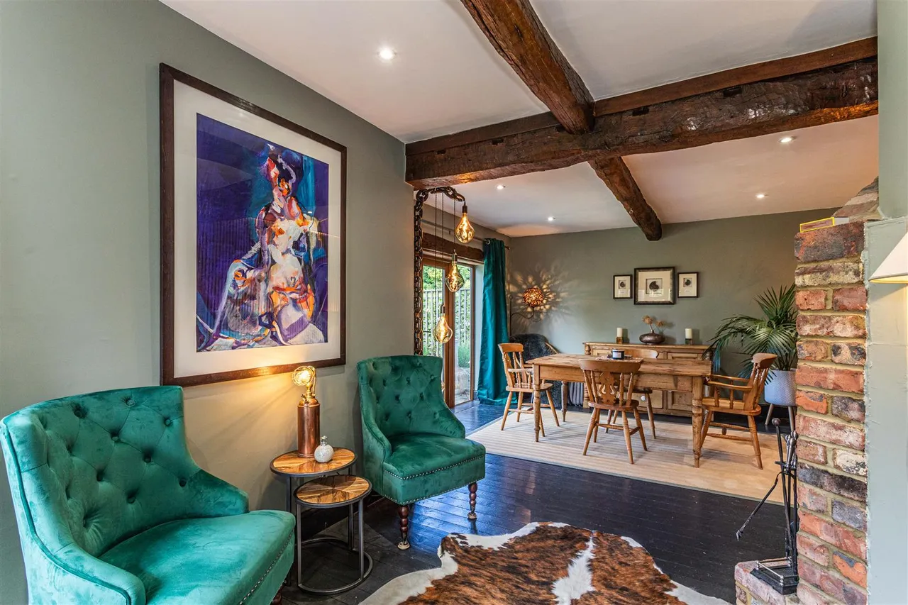 Lewes Road, Ridgewood, Uckfield, TN22 5SL, photo 13
