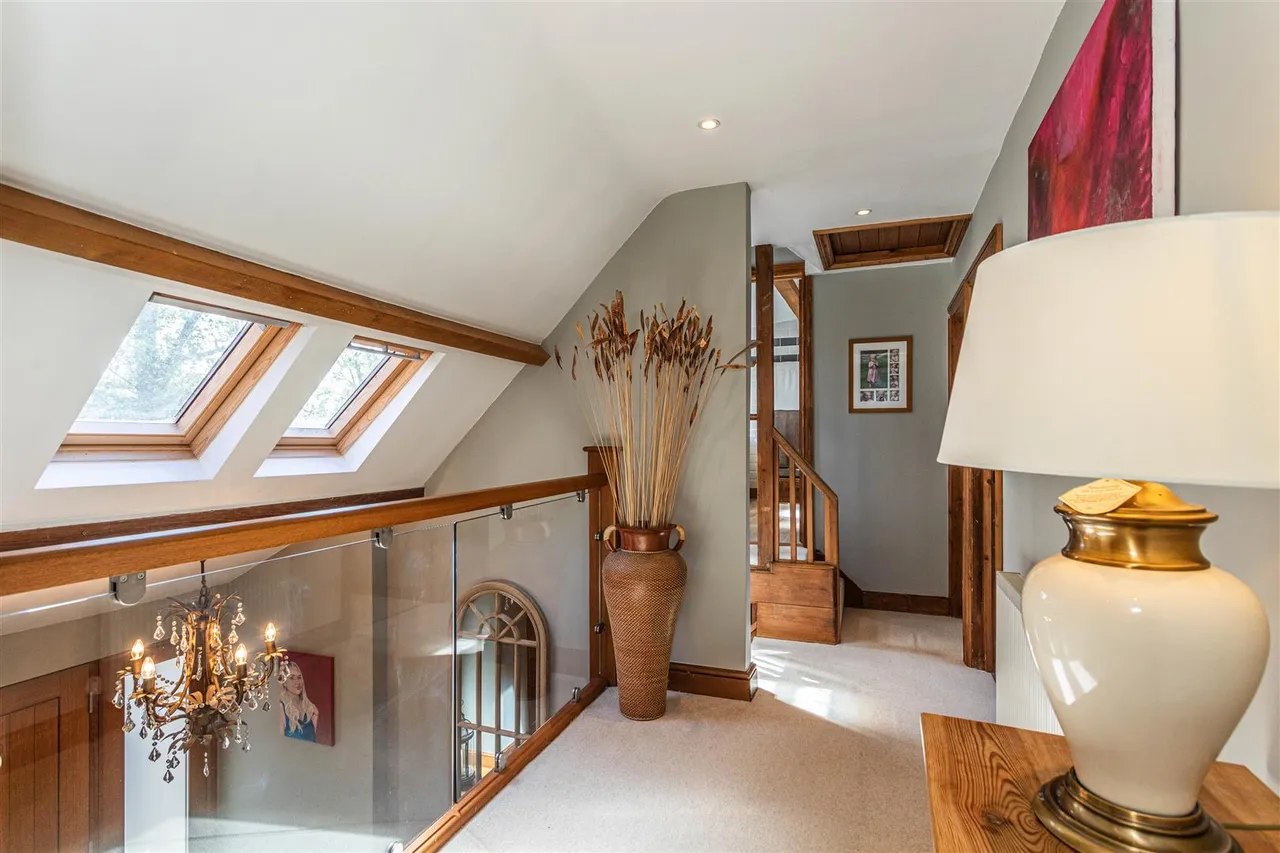 Lewes Road, Ridgewood, Uckfield, TN22 5SL, photo 30