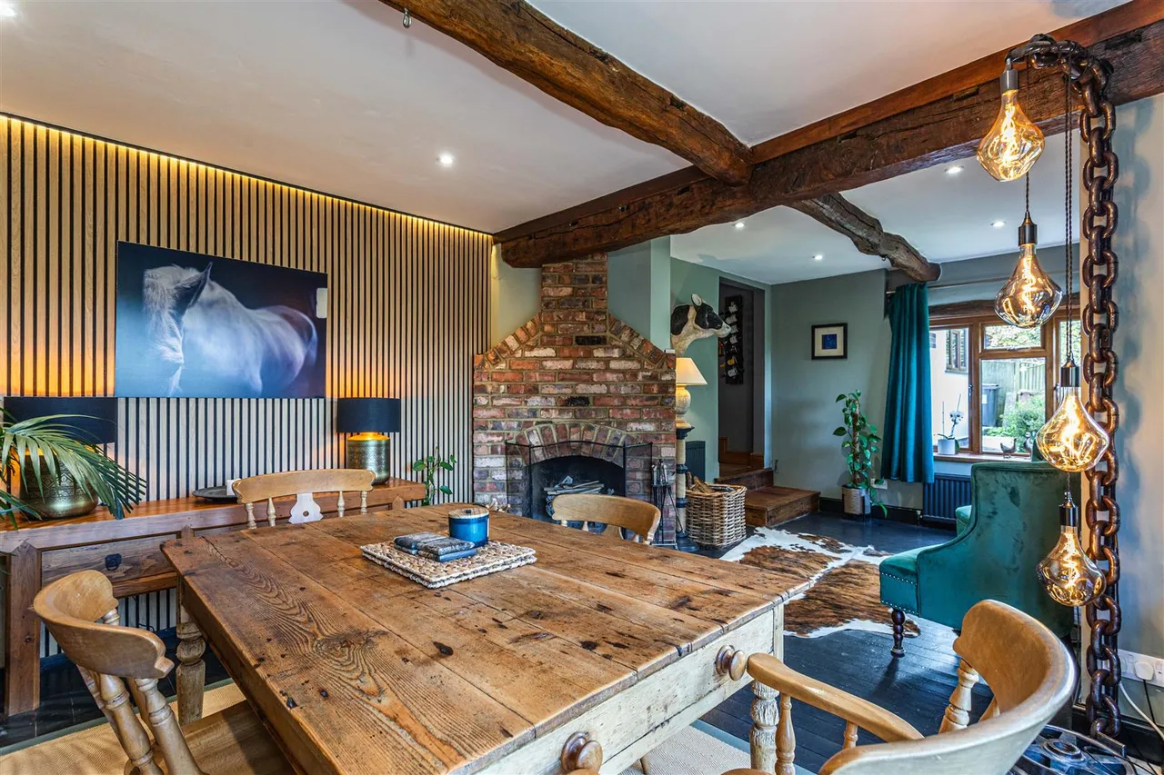 Lewes Road, Ridgewood, Uckfield, TN22 5SL, photo 11