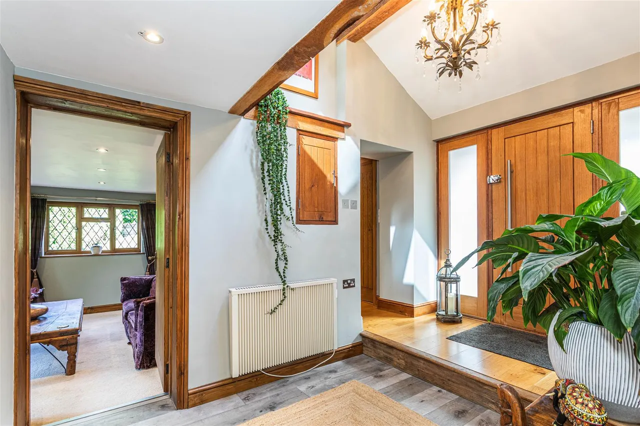 Lewes Road, Ridgewood, Uckfield, TN22 5SL, photo 27