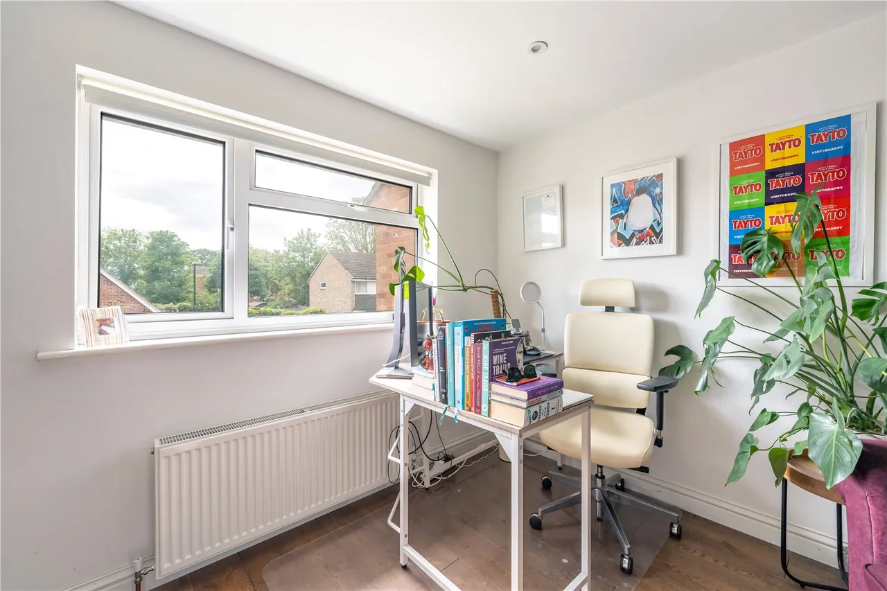 Wordsworth Road, Hampton, TW12 1EW, photo 8