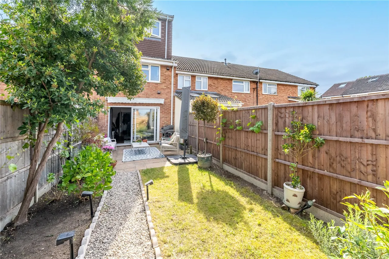 Wordsworth Road, Hampton, TW12 1EW, photo 14