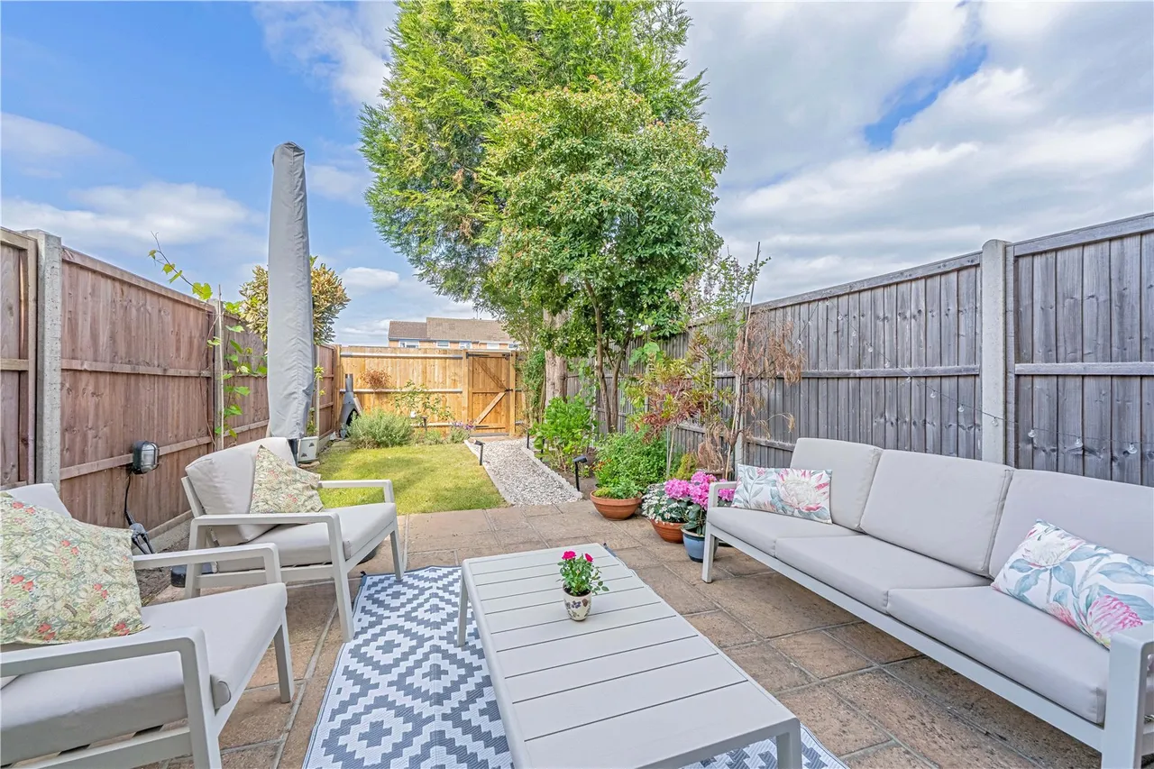 Wordsworth Road, Hampton, TW12 1EW, photo 13