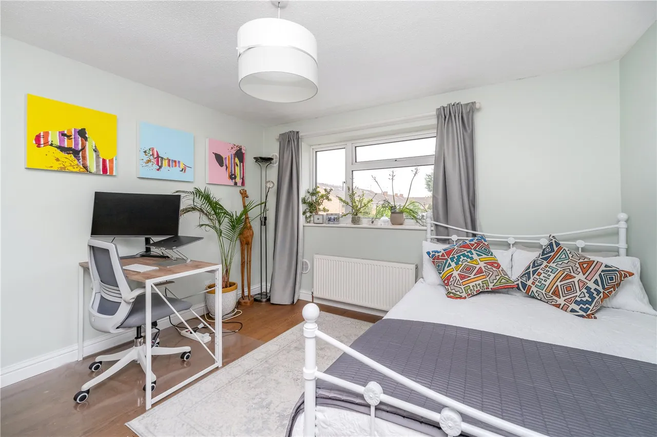 Wordsworth Road, Hampton, TW12 1EW, photo 12