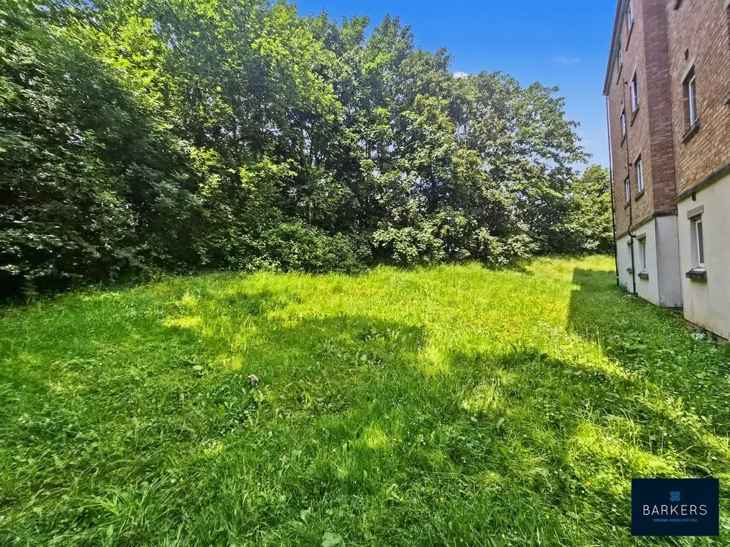Laithe Hall Avenue, Cleckheaton BD19 6UA, photo 10
