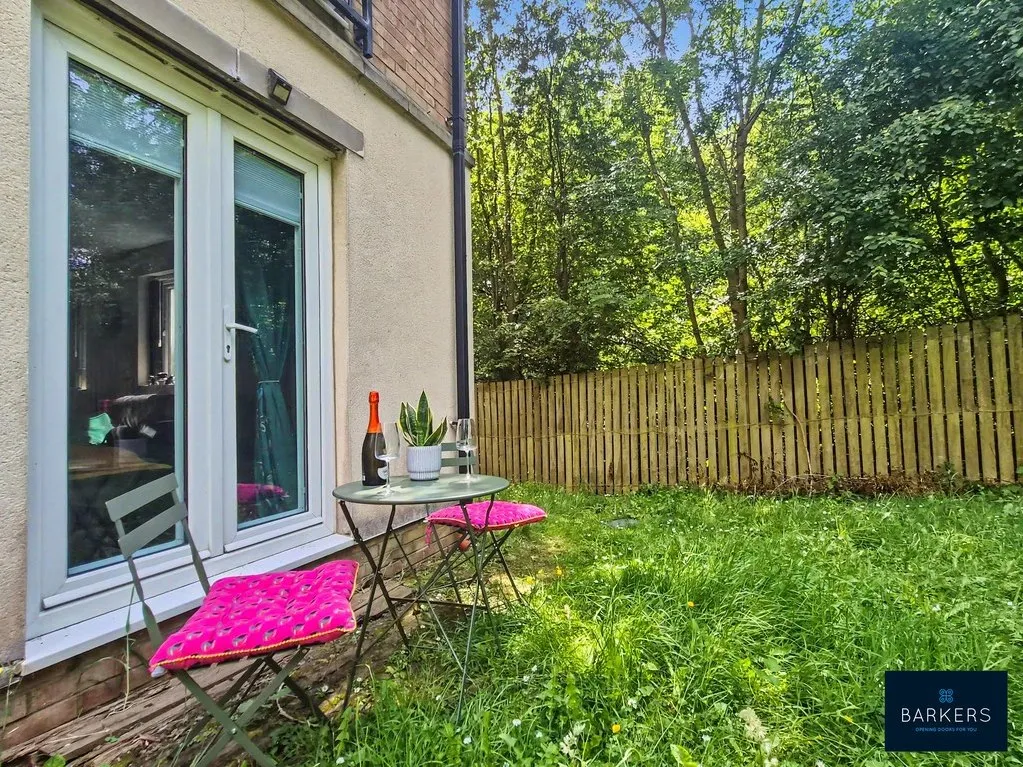 Laithe Hall Avenue, Cleckheaton BD19 6UA, photo 5