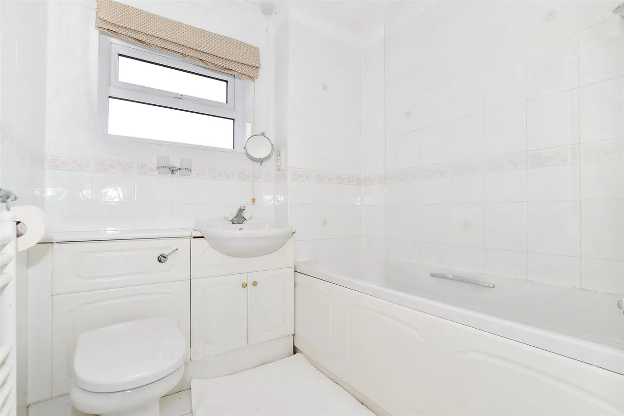 Carmans Close, Loose, ME15, photo 10