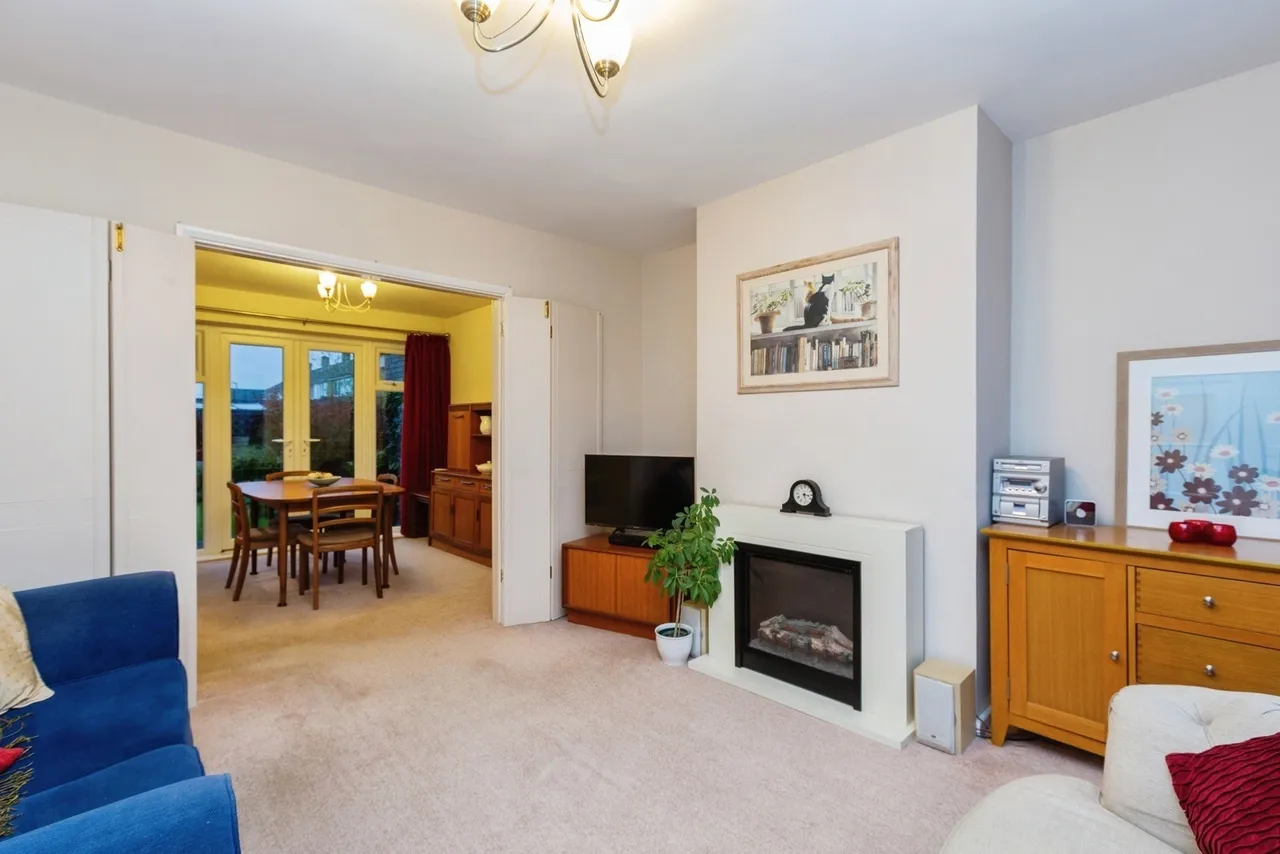 Howard Avenue, Aylesbury, Buckinghamshire, HP21, photo 2