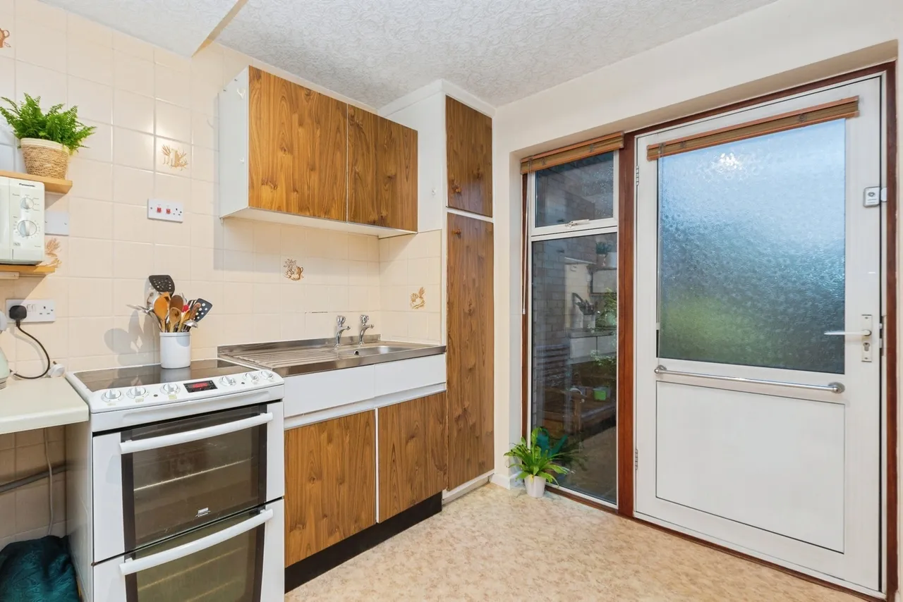 Howard Avenue, Aylesbury, Buckinghamshire, HP21, photo 8