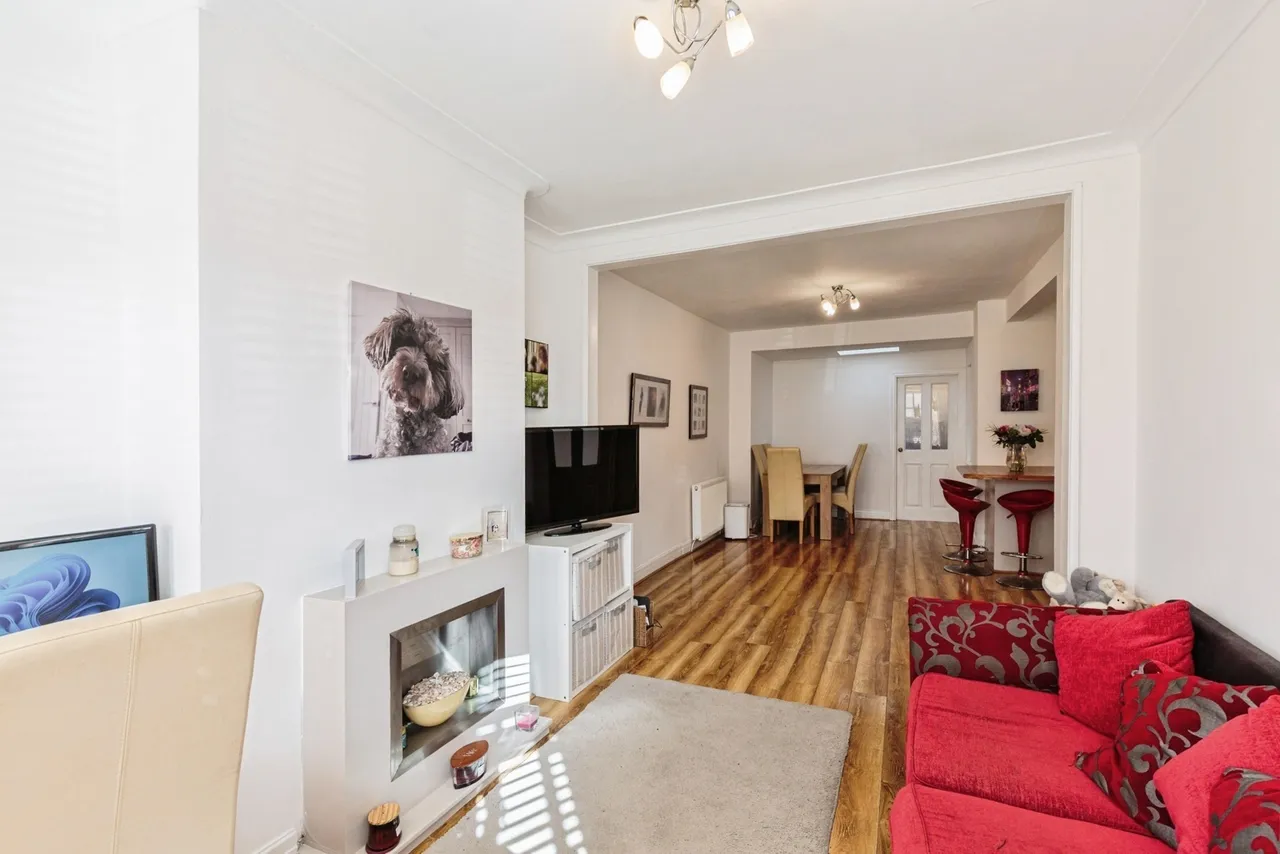 Penrose Avenue, Blackpool, FY4, photo 3