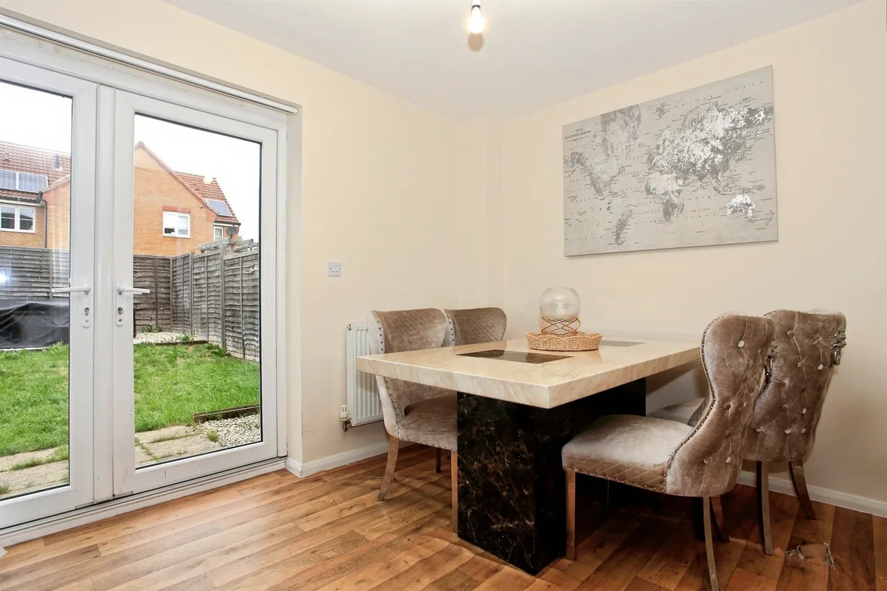 Chancel Court, Thorney, PE6, photo 11