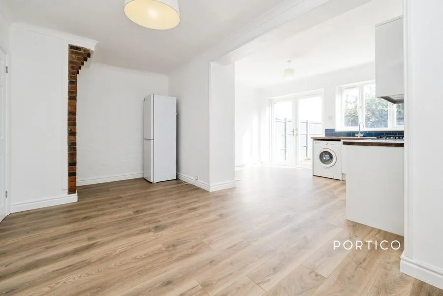 Goldingham Avenue, Loughton, IG10, photo 4