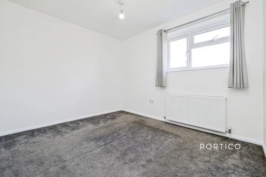 Goldingham Avenue, Loughton, IG10, photo 8