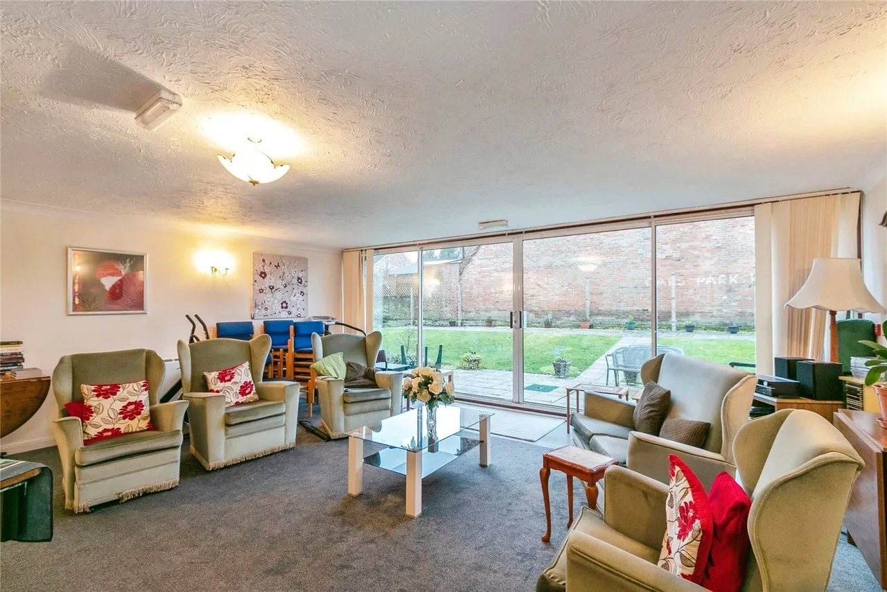 Sunnyhill Road, Poole, BH12, photo 12