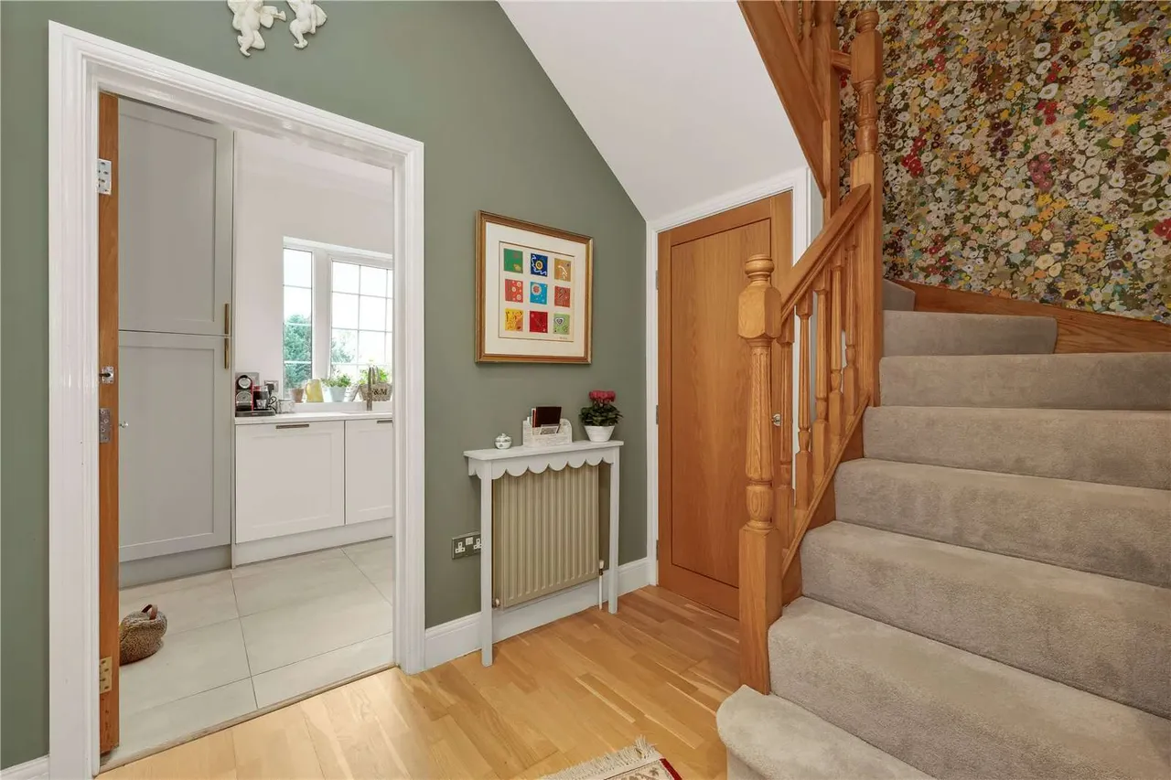 Whittets Ait, Jessamy Road, Weybridge, Surrey, KT13 8LE, photo 8