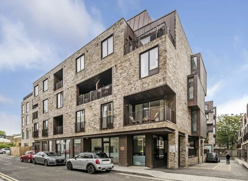 2 bed flat to rent — Gransden Avenue, London Fields, E8