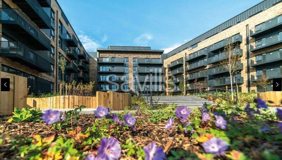 1 bed flat for sale — Victoria Point, 143 George Street, Ashford TN23 7AH