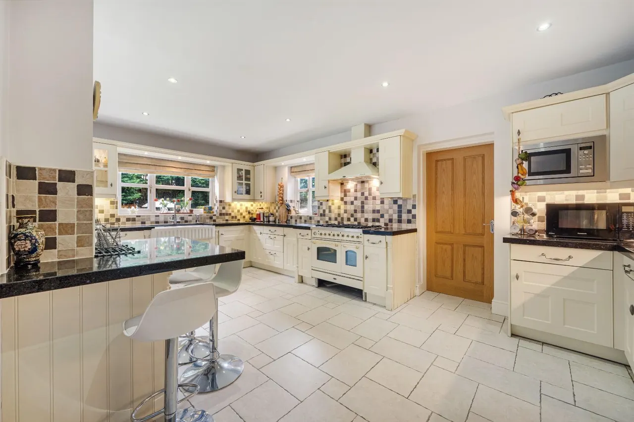Towncroft Lane, Heaton, photo 7