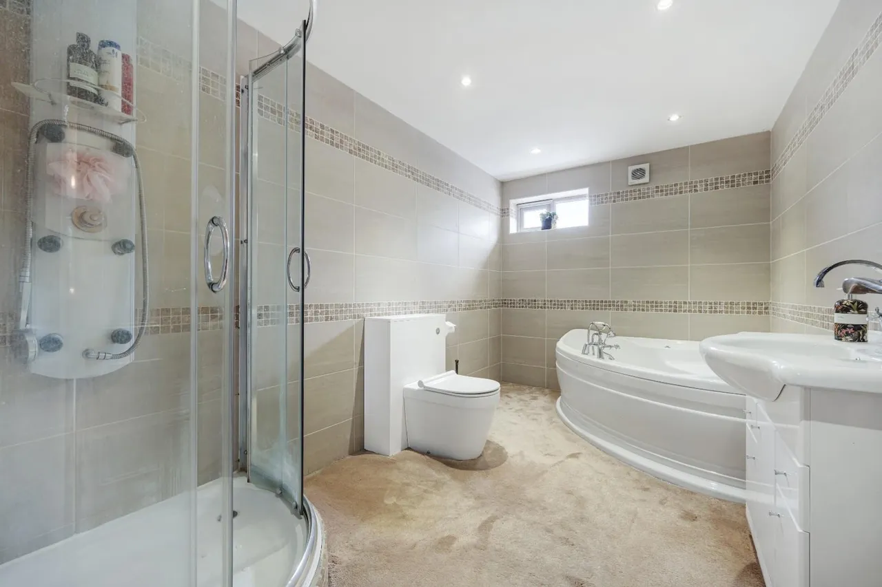 Towncroft Lane, Heaton, photo 29