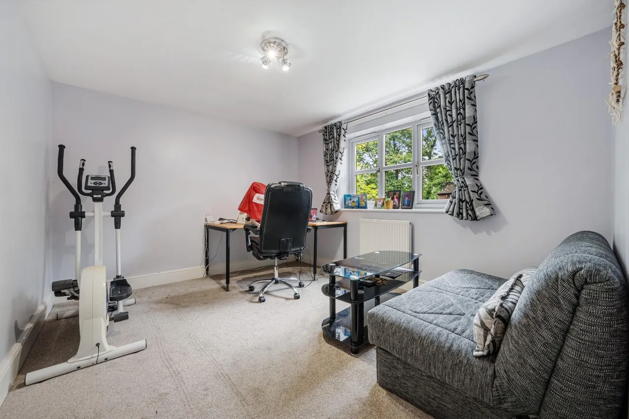 Towncroft Lane, Heaton, photo 27