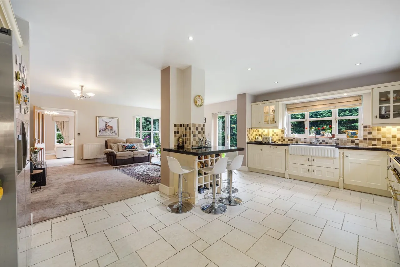 Towncroft Lane, Heaton, photo 8