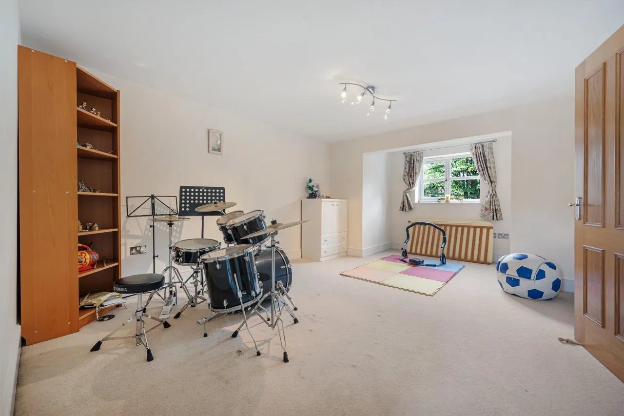 Towncroft Lane, Heaton, photo 38