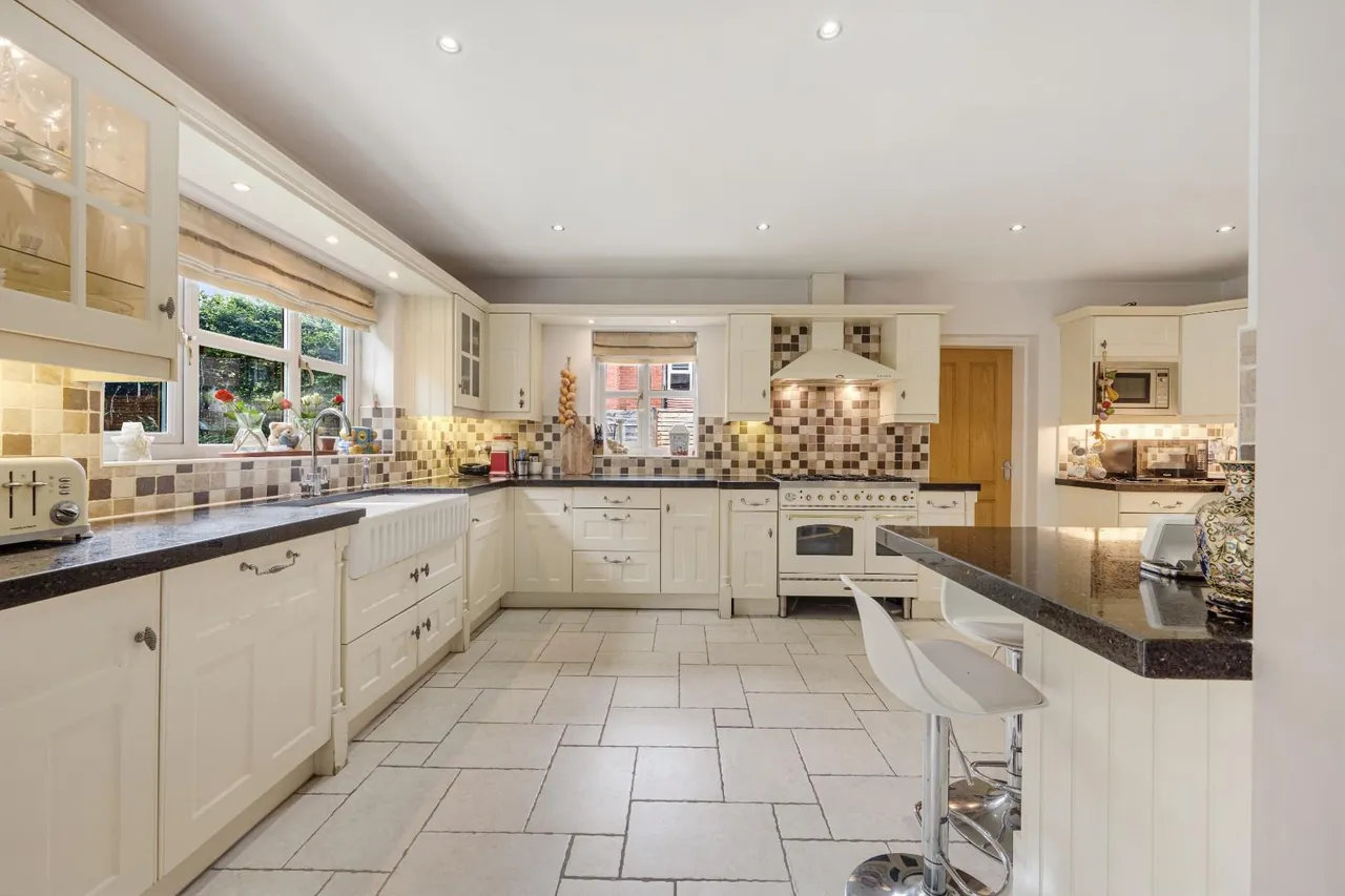 Towncroft Lane, Heaton, photo 6