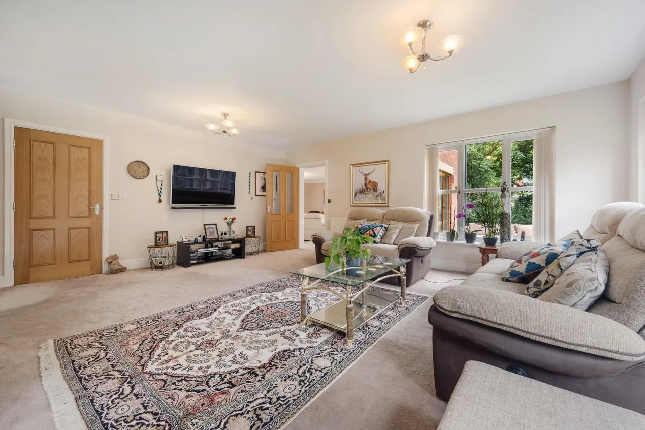 Towncroft Lane, Heaton, photo 9