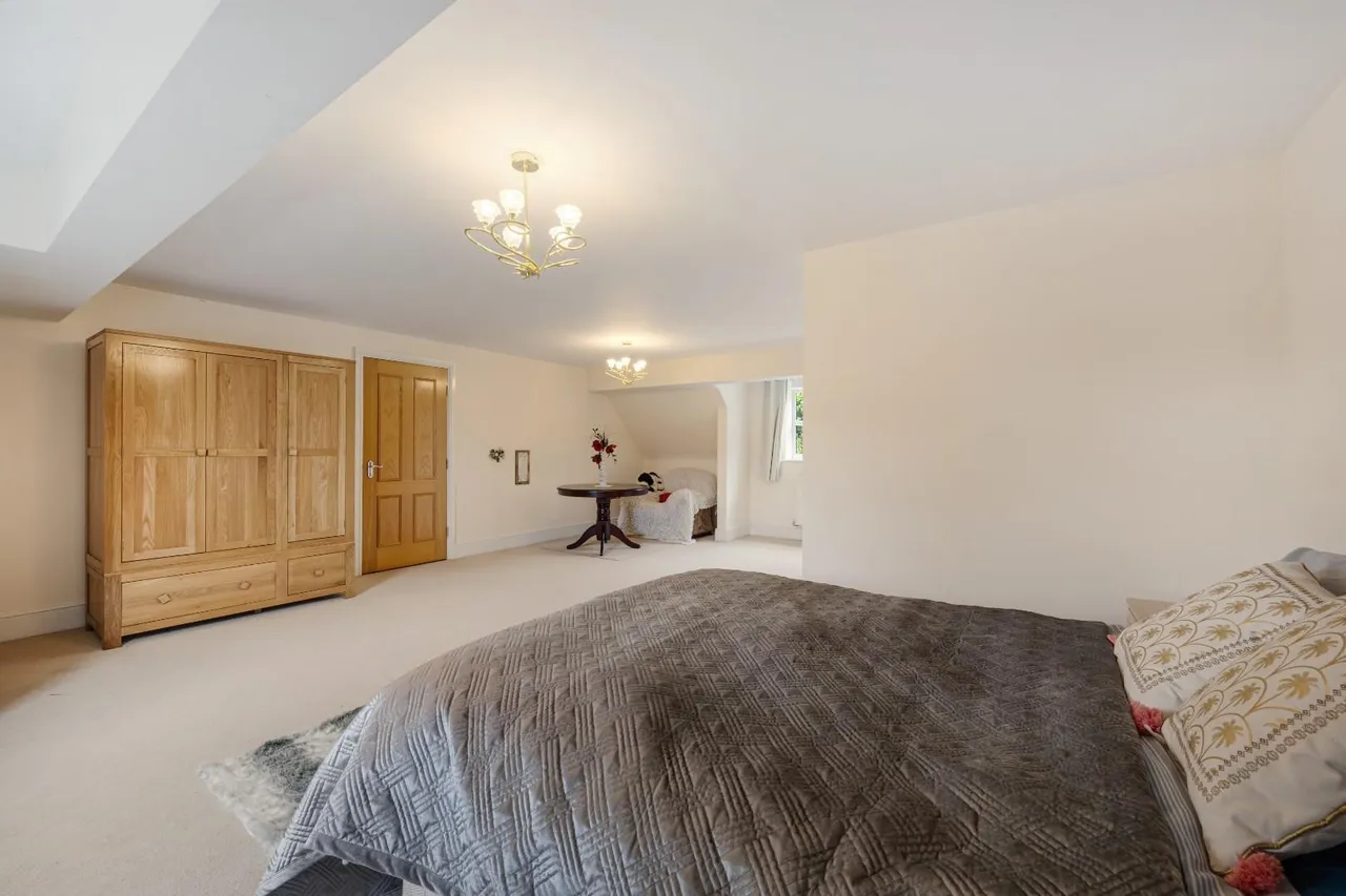 Towncroft Lane, Heaton, photo 33
