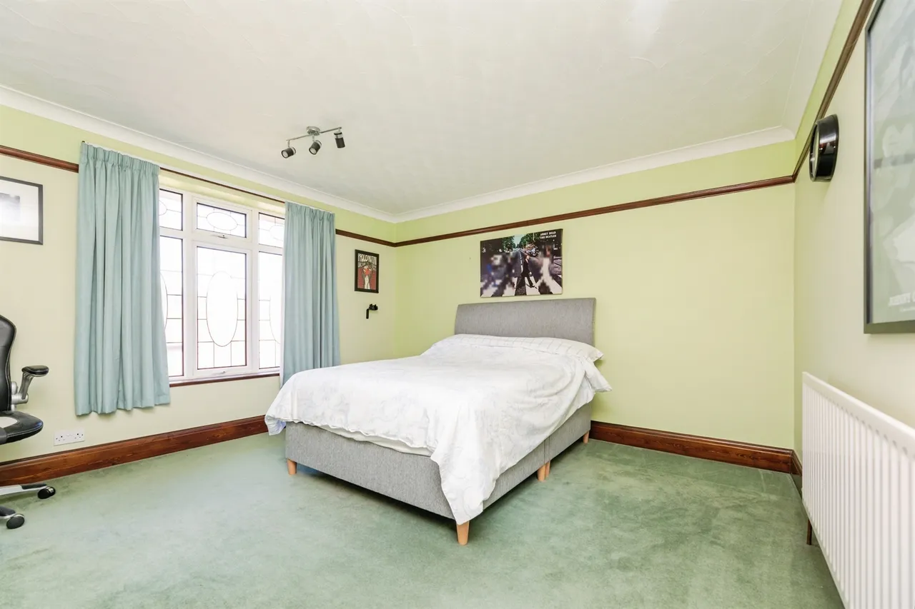 Greenside Lane, Hoyland, Barnsley, photo 10