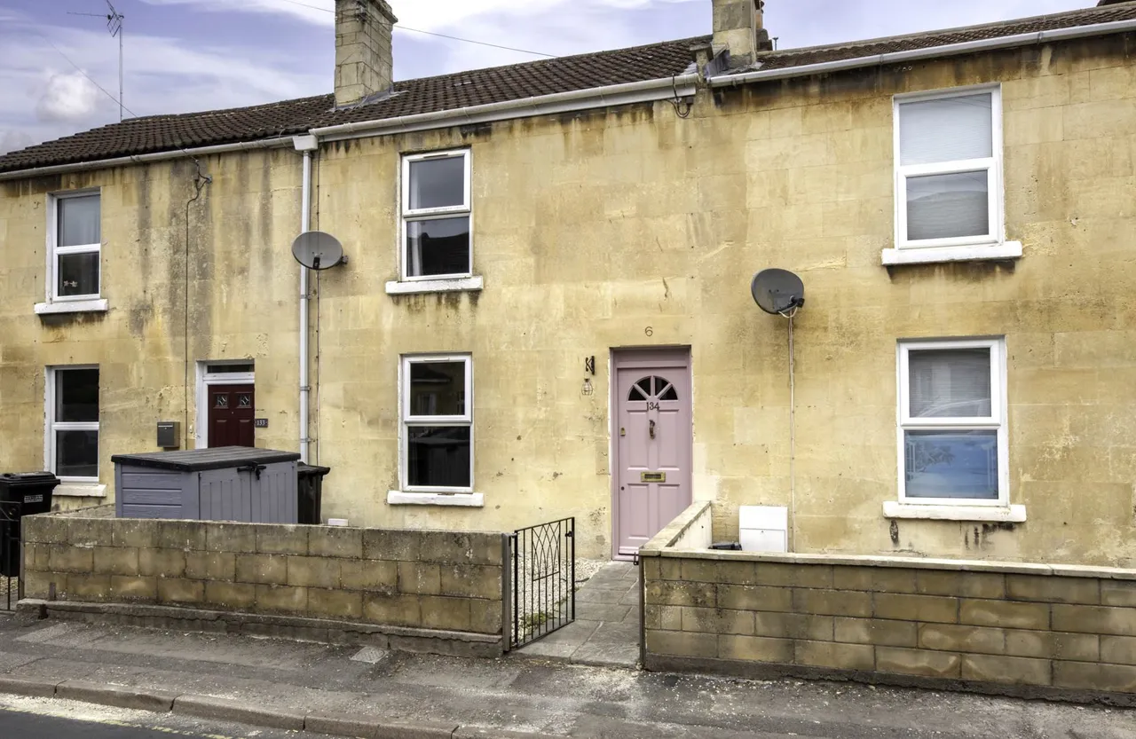 2 bed house for sale — Locksbrook Road, Bath, BA1 3EJ