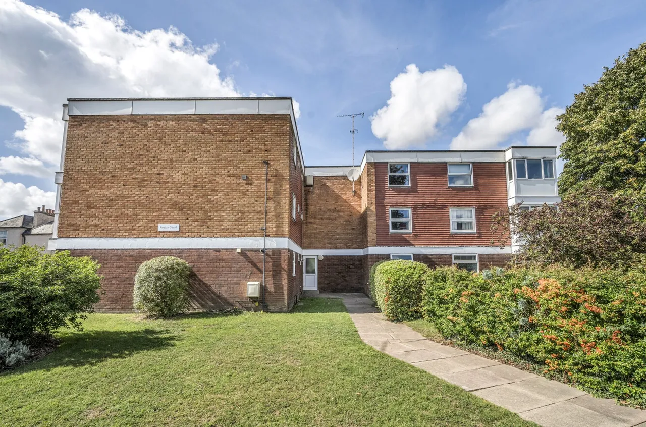 Somerstown, Paulus Court Somerstown, PO19, photo 9
