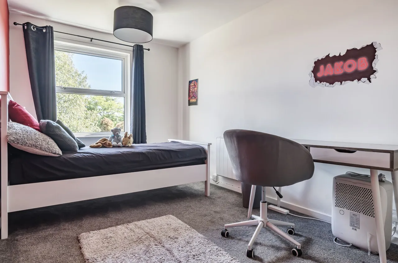 Somerstown, Paulus Court Somerstown, PO19, photo 7