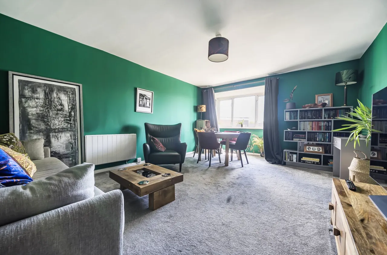 Somerstown, Paulus Court Somerstown, PO19, photo 2