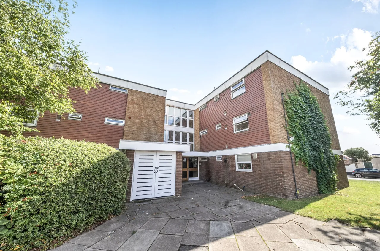 Somerstown, Paulus Court Somerstown, PO19, photo 11
